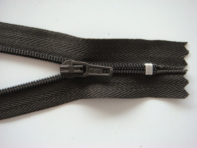 【拉鏈行業領導力品牌 重慶穿心拉鎖價格 產品遍布全球】價格,廠家,圖片,拉鏈,三力(福建)拉鏈-