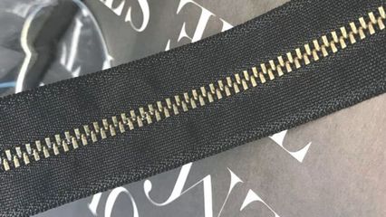 僅次YKK的拉鏈之王,年?duì)I收達(dá)22億,產(chǎn)品遠(yuǎn)銷八十多個(gè)國(guó)家