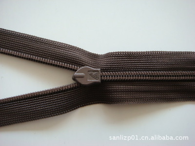 中國拉鏈十大知名品牌 重慶三力隱形拉鏈與協能（福建）拉鏈工業的卓越風采